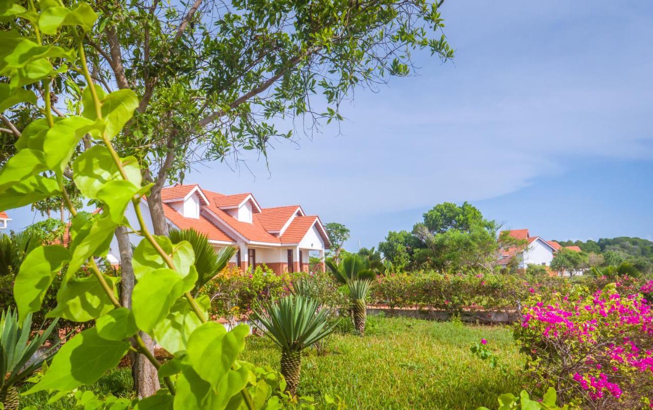 Azao Resort & Spa Pongwe Bagian luar foto