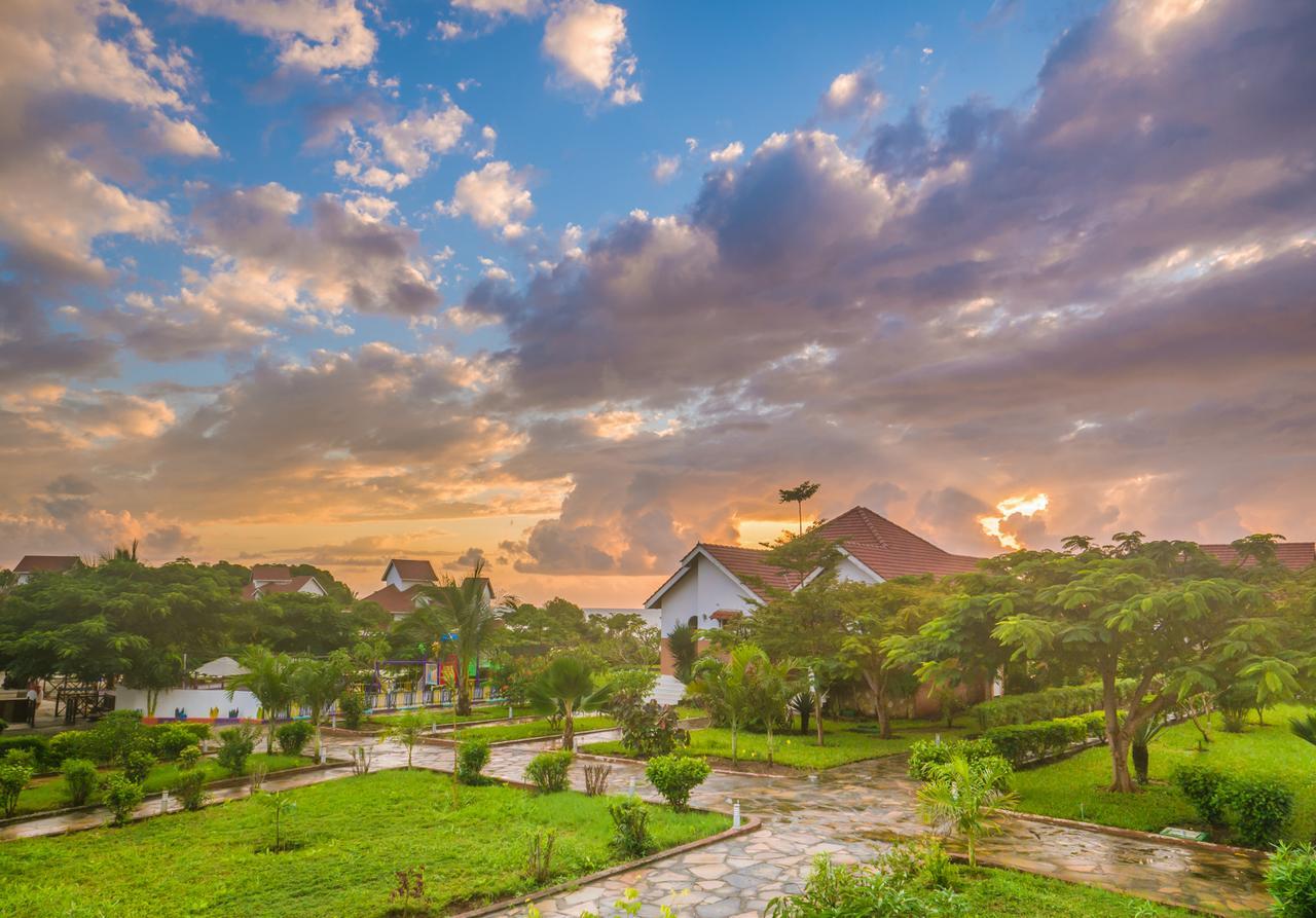 Azao Resort & Spa Pongwe Bagian luar foto