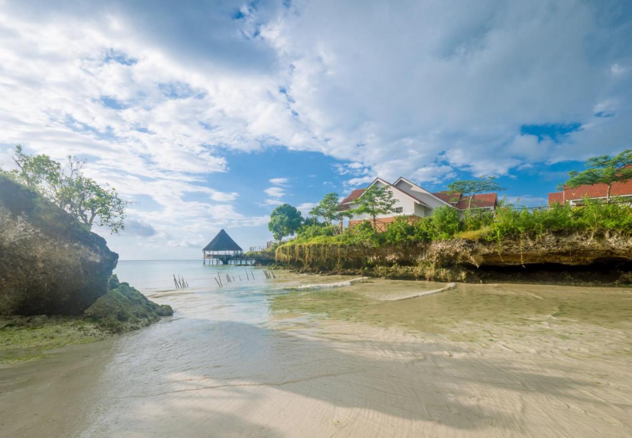 Azao Resort & Spa Pongwe Bagian luar foto